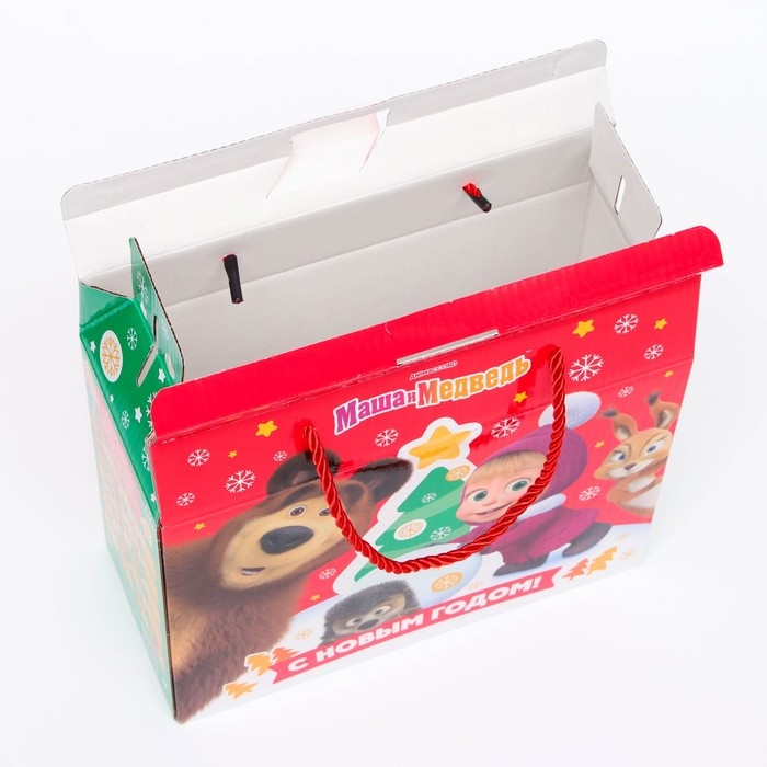 Новый год. Подарочная коробка новогодняя Маша и Медведь МУЛЬТФИЛЬМ ПО QR-КОДУ! 23 х 10 х 22 см. Новый год. Подарочная коробка новогодняя Маша и Медведь МУЛЬТФИЛЬМ ПО QR-КОДУ! 23 х 10 х 22 см.