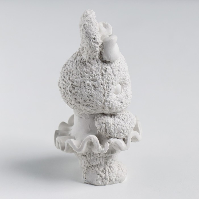 Молд силиконовый "Зайчик в юбочке" 8х4,5х4,5см МИКС