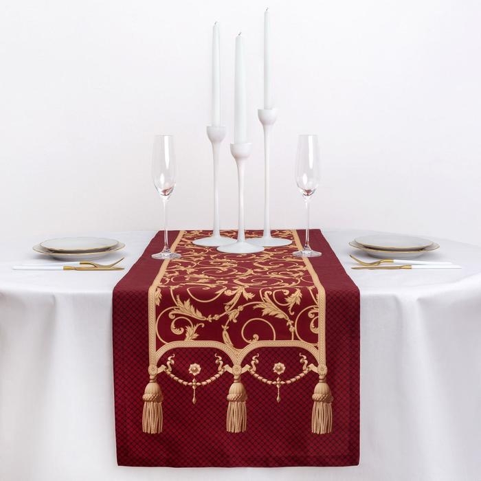Дорожка на стол &laquo;Королевский узор&raquo; 40*146 см