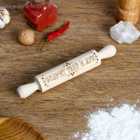 Скалка с надписью "Бодрит тело и дух", берёза, 21,5×3,5 см Скалка с надписью "Бодрит тело и дух", берёза, 21,5×3,5 см