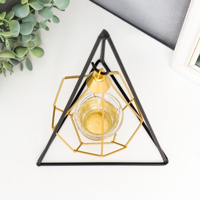 Подсвечник металл, стекло на 1 свечу Подсвечник металл, стекло на 1 свечу "Пирамида в треугольнике" чёрный 33х16,5х15 см