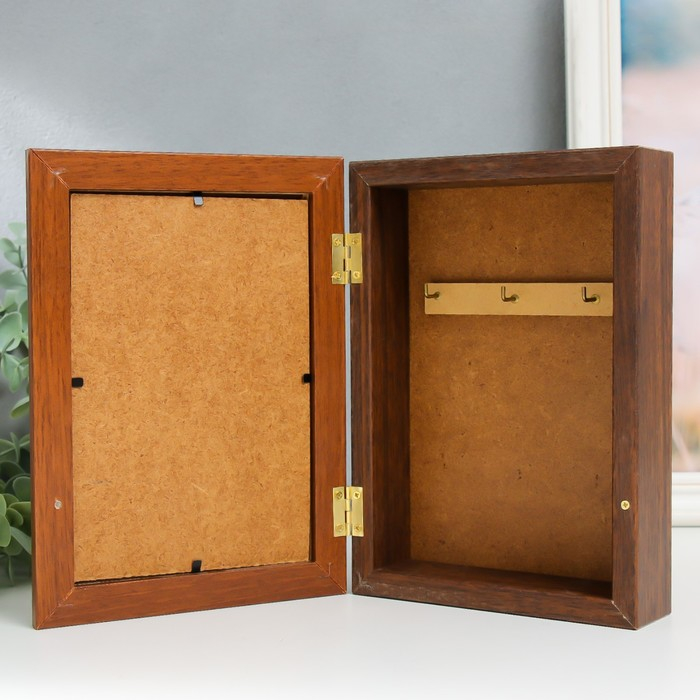 Ключница "Розовые пионы" орех 15х21 см