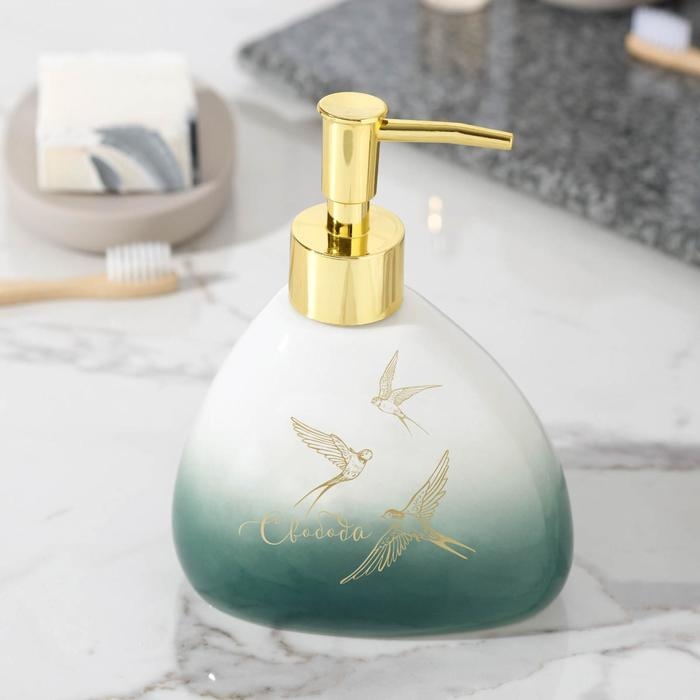 Дозатор для жидкого мыла &laquo;Свобода&raquo;, 450 мл.