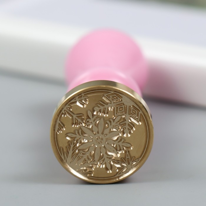 Печать для сургуча с пластиковой ручкой Печать для сургуча с пластиковой ручкой "Снежинки" 2,5х2,5 см