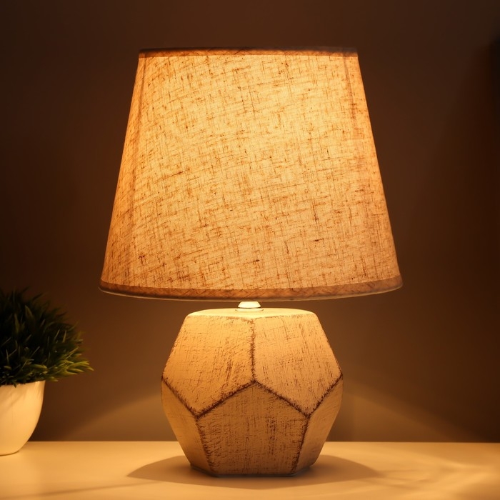Настольная лампа Настольная лампа "Кира" Е14 40Вт бежевый 20х20х29см