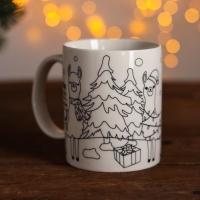 Набор кружка под раскраску «Лама новогодняя» краска 6 цв по 2 мл, кисть Набор кружка под раскраску «Лама новогодняя» краска 6 цв по 2 мл, кисть