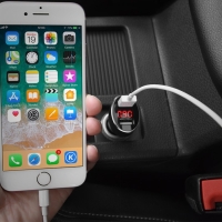 Автомобильное зарядное устройство Hoco Z26, 2 USB, 2.1 А, дисплей, чёрное Автомобильное зарядное устройство Hoco Z26, 2 USB, 2.1 А, дисплей, чёрное