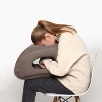 Подушка надувная, 50 &times; 35 &times; 30 см, в чехле, цвет серый