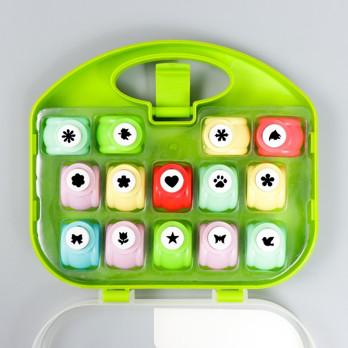 Набор фигурных дыроколов в сундуке 14 шт МИКС Набор фигурных дыроколов в сундуке 14 шт МИКС