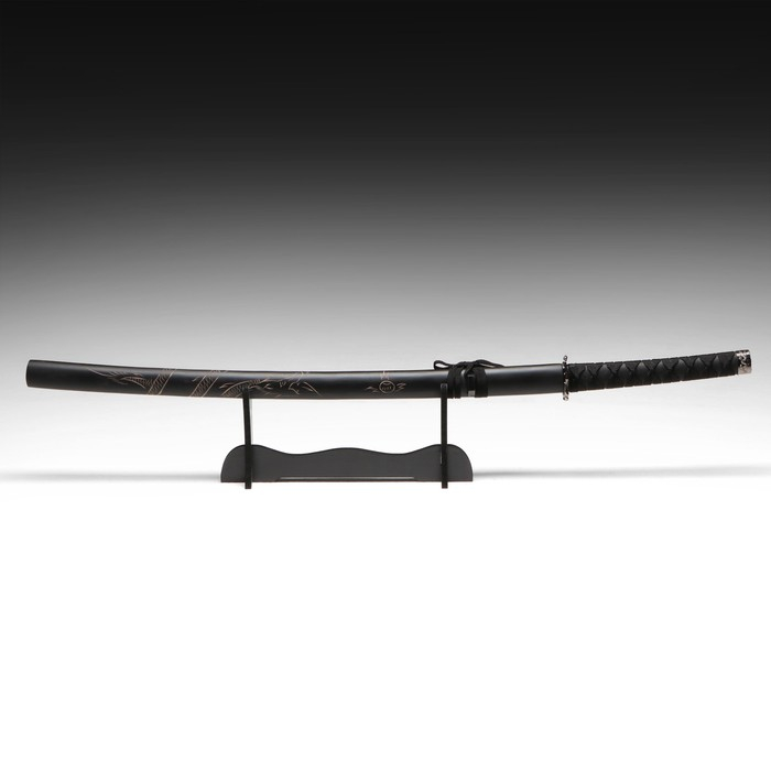 Сувенирное оружие &laquo;Катана на подставке&raquo;, чёрные ножны с резным драконом, рукоять микс 100см