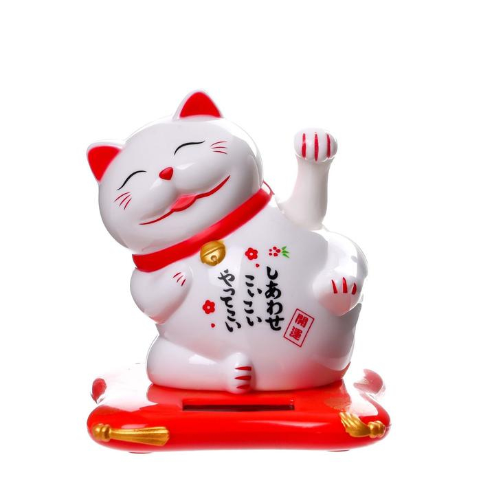 Маятник пластик от солнечной батареи Маятник пластик от солнечной батареи "Манэки-нэко белый на подушке" 6,5х7,5х7 см