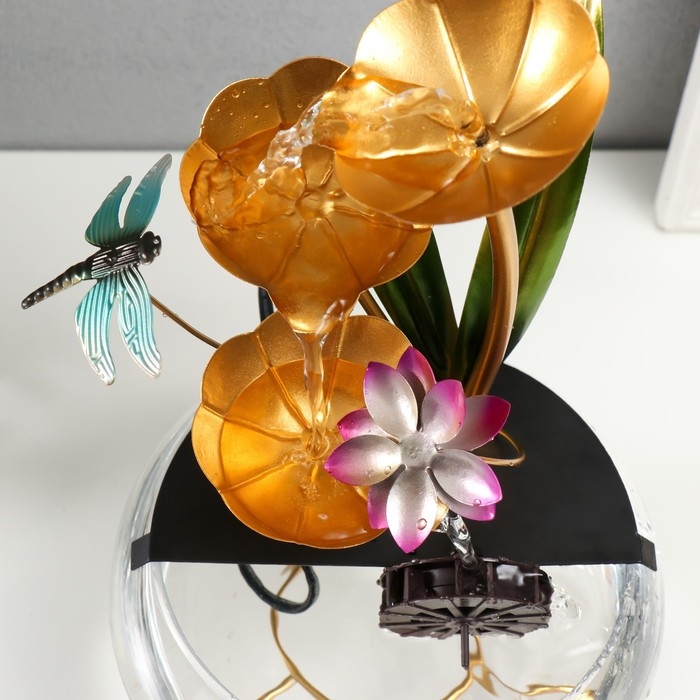 Фонтан настольный от сети Фонтан настольный от сети "Стрекоза в цветах" 21х21х34 см