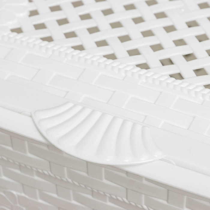 Корзина бельевая с крышкой «Плетёнка люкс», 85 л, 58×39×57 см, цвет белый Корзина бельевая с крышкой «Плетёнка люкс», 85 л, 58×39×57 см, цвет белый