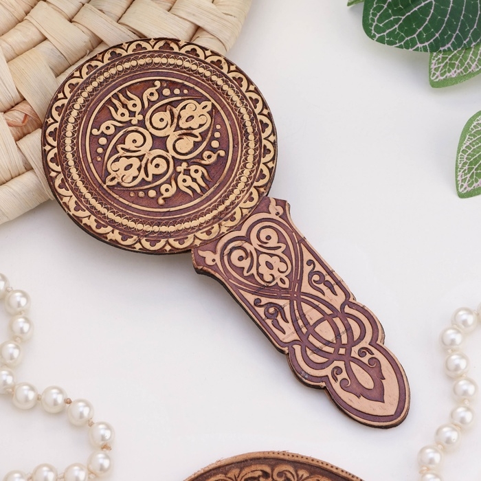 Зеркало, с ручкой, 15 см х 7,5 см, береста