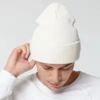 Шапка Urbanite, молочно-белая