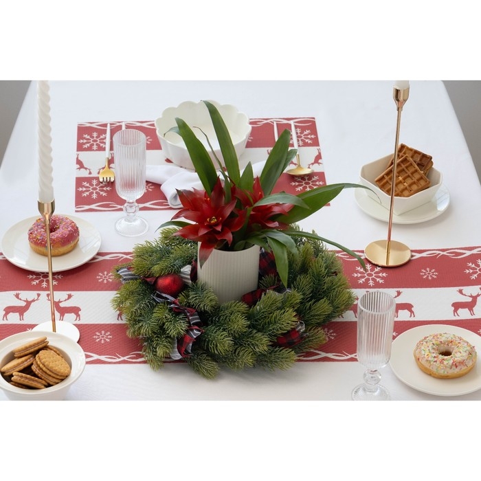 Дорожка новогодняя на стол Доляна &laquo;Новый год&raquo;, сервировочная, 180&times;30 см