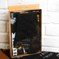 Подарочный набор &laquo;Мужество имеет значение&raquo;: кухонный фартук и прихватка