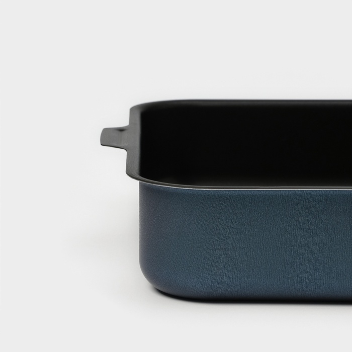 Противень «Экономика», 27×35 см, h= 6 см, антипригарное покрытие, цвет синий Противень «Экономика», 27×35 см, h= 6 см, антипригарное покрытие, цвет синий