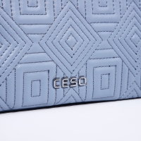 Сумка-мессенджер на магнитах, цвет голубой