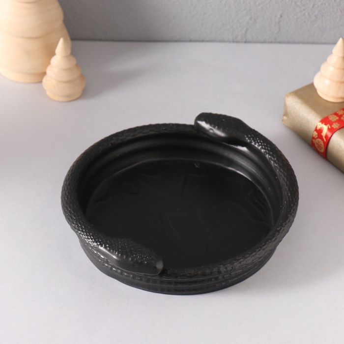 Предмет интерьера Предмет интерьера "Змея" чаша 4*15*13 см черный