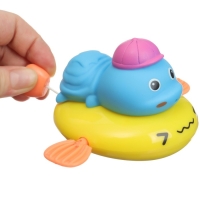 Заводная игрушка для ванны с брызгалкой &laquo;Черепашка&raquo;, Крошка Я