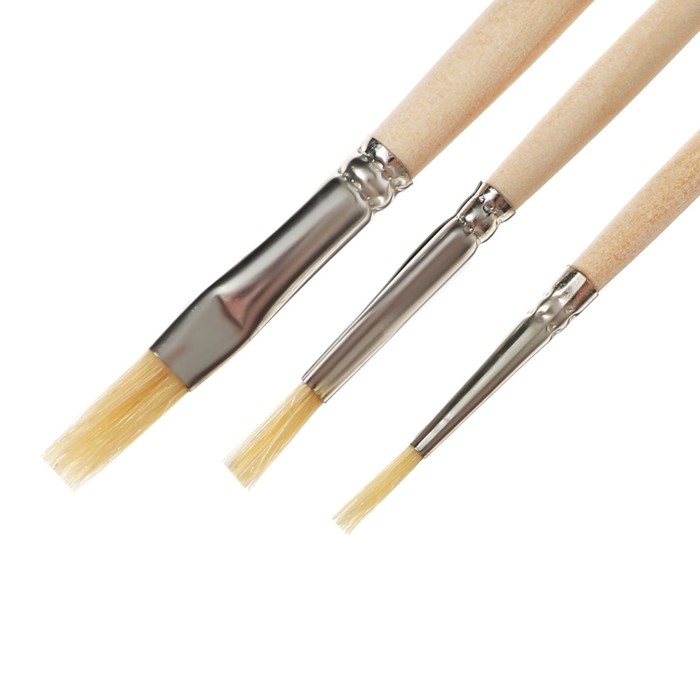 Набор кистей Щетина 3 штуки, Calligrata (круглая №2; плоские №: 4, 8), деревянная ручка