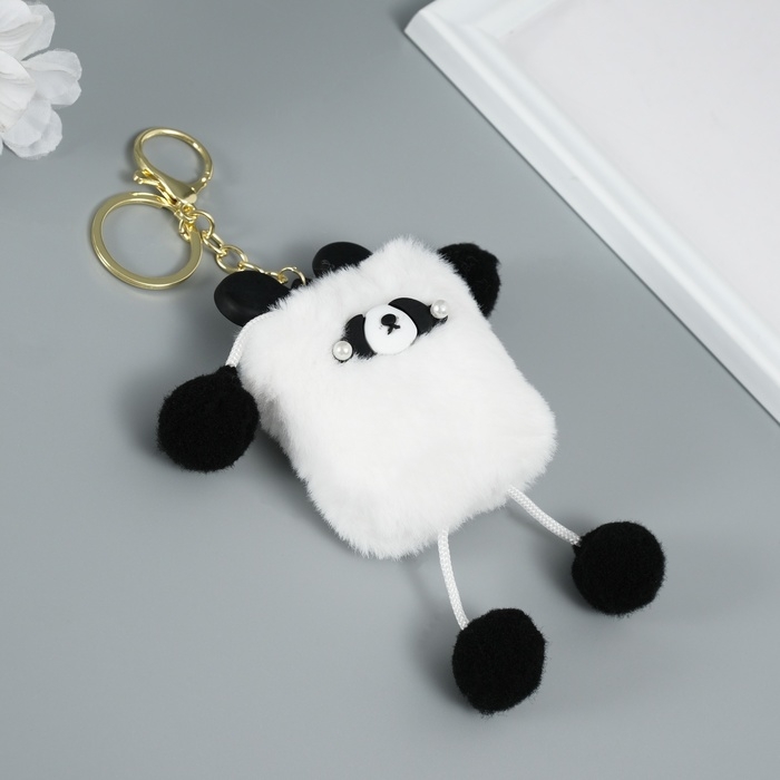 Пушистик на кольце Пушистик на кольце "Квадратная панда" белый 14,5х10х2 см