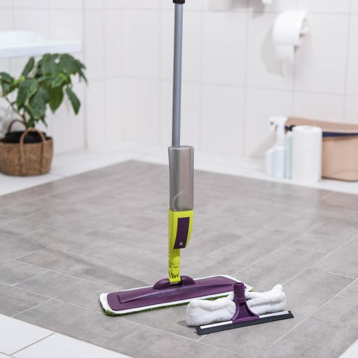 Швабра для мытья пола с распылителем Доляна, насадка из микрофибры 38×10 см, дополнительная насадка для мойки стёкол, ручка 120 см Швабра для мытья пола с распылителем Доляна, насадка из микрофибры 38×10 см, дополнительная насадка для мойки стёкол, ручка 120 см