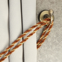 Крючок однорожковый для штор CAPPIO KC112, цвет бронза, 2 шт Крючок однорожковый для штор CAPPIO KC112, цвет бронза, 2 шт