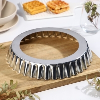 Форма для выпечки &laquo;Классика&raquo;, 28&times;4,5 см, съёмное дно