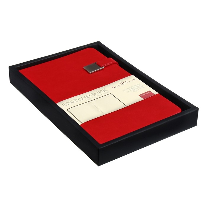 Ежедневник недатированный А5, 136 листов PREMIER, твёрдая обложка, искусственная кожа, ляссе, магнитный хлястик, бежевый блок 70 г/м2, красный