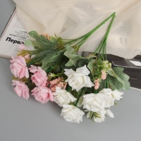 Букет "Роза леди с крупными листьями" 26 см, микс