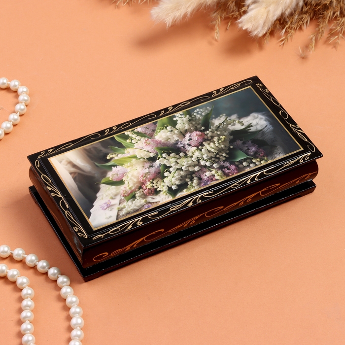 Шкатулка &laquo;Букет ландыши с сиренью&raquo;, черная, 8,5&times;17 см, лаковая миниатюра