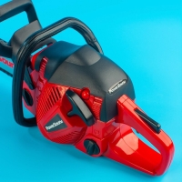 Инструмент &laquo;Бензопила&raquo;, звуковые эффекты, работает от батареек, цвет красный