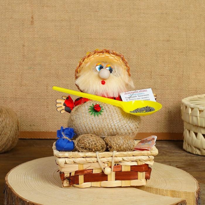 Оберег - шкатулка &laquo;Домовой&raquo;, на сундучке, 12х17х19 см, микс