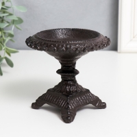 Подсвечник чугун на 1 свечу "Графство" 9,5х9х9 см Подсвечник чугун на 1 свечу "Графство" 9,5х9х9 см