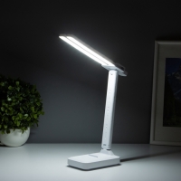 Светильник настольный с подставкой под телефон "Дуо" 8Вт LED USB 2700-6500К белый Светильник настольный с подставкой под телефон "Дуо" 8Вт LED USB 2700-6500К белый