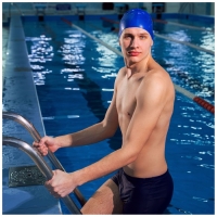 Шапочка для плавания взросла ONLYTOP, резиновая, обхват 54-60 см