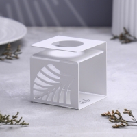Подсвечник малый "Пальмовый лист" 7х7х7 см, белый Подсвечник малый "Пальмовый лист" 7х7х7 см, белый