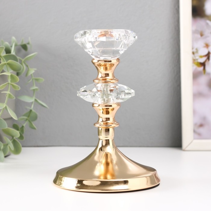 Подсвечник металл на 1 свечу d=4 см Подсвечник металл на 1 свечу d=4 см "Вазир" золото 11х11х16,5 см