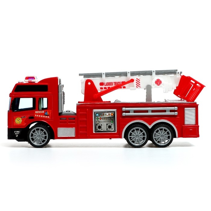 Машина радиоуправляемая &laquo;Пожарная&raquo;, с выдвижной лестницей, работает от батареек