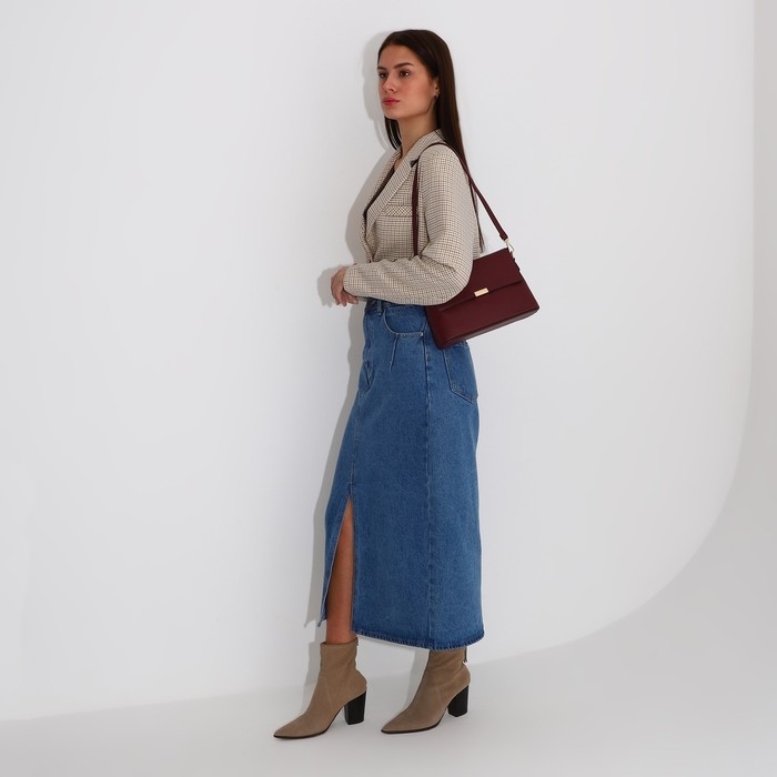 Сумка-мессенджер на магните, цвет бордовый