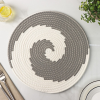 Салфетка сервировочная на стол Доляна &laquo;Гипноз&raquo;, d=38 см, цвет серо-белый