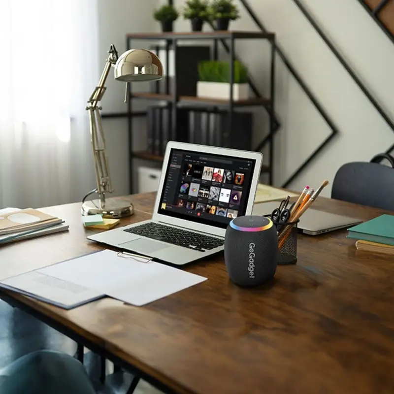 Водонепроницаемая колонка c подсветкой CityWave Pro, черная