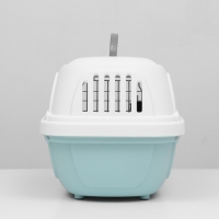 Переноска для животных пластиковая с металлической дверью 47х32,5х30 см, вес до 9 кг, голубая 9343 Переноска для животных пластиковая с металлической дверью 47х32,5х30 см, вес до 9 кг, голубая 9343