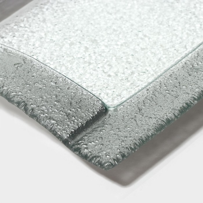 Блюдо стеклянное сервировочное «Сияние», 32×16×2,5 см, цвет серебряный Блюдо стеклянное сервировочное «Сияние», 32×16×2,5 см, цвет серебряный