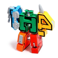 Робот &laquo;Цифра 5&raquo;, трансформируется