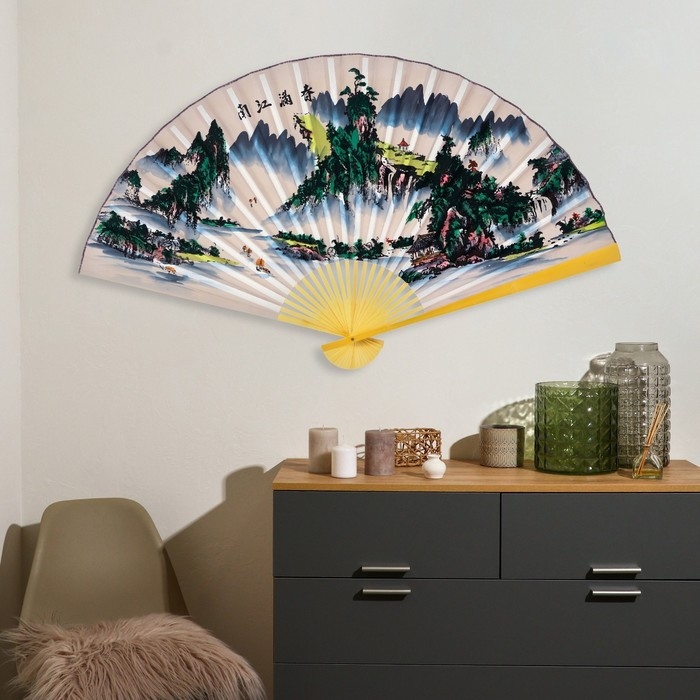 Веер бамбук, текстиль h=90 см Веер бамбук, текстиль h=90 см "Река и горы" белый