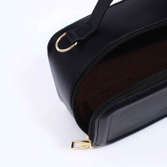 Сумка кросс-боди на молнии, цвет чёрный Сумка кросс-боди на молнии, цвет чёрный