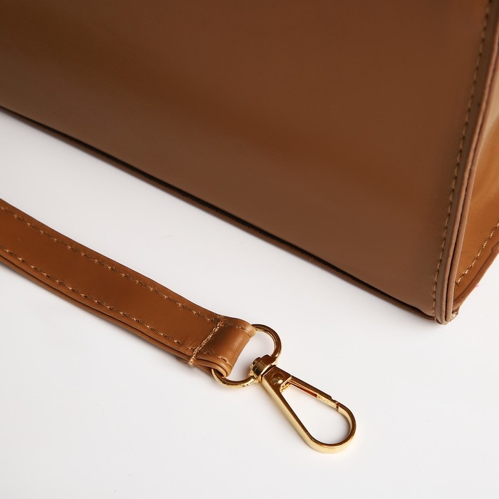 Сумка женская тоут на молнии, цвет коричневый Сумка женская тоут на молнии, цвет коричневый